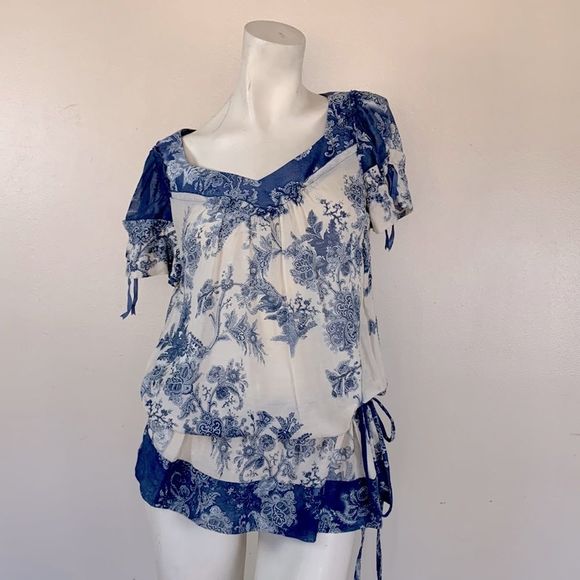 Cynthia Steffe Tops - CYNTHIA STEFFE blue blouse shirt top Victorian size 6 boho